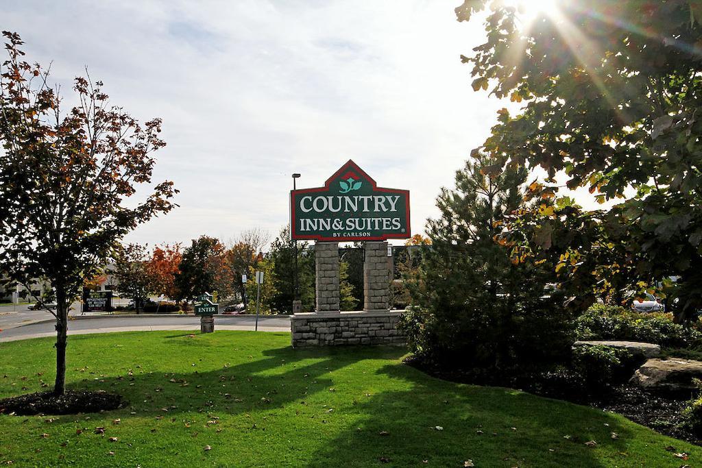 Fairfield Inn & Suites By Marriott Ottawa Kanata Exterior photo