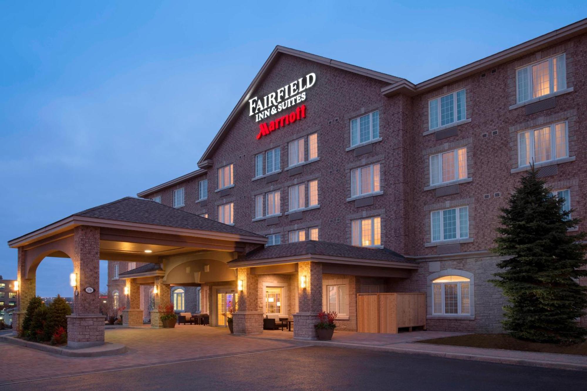Fairfield Inn & Suites By Marriott Ottawa Kanata Exterior photo