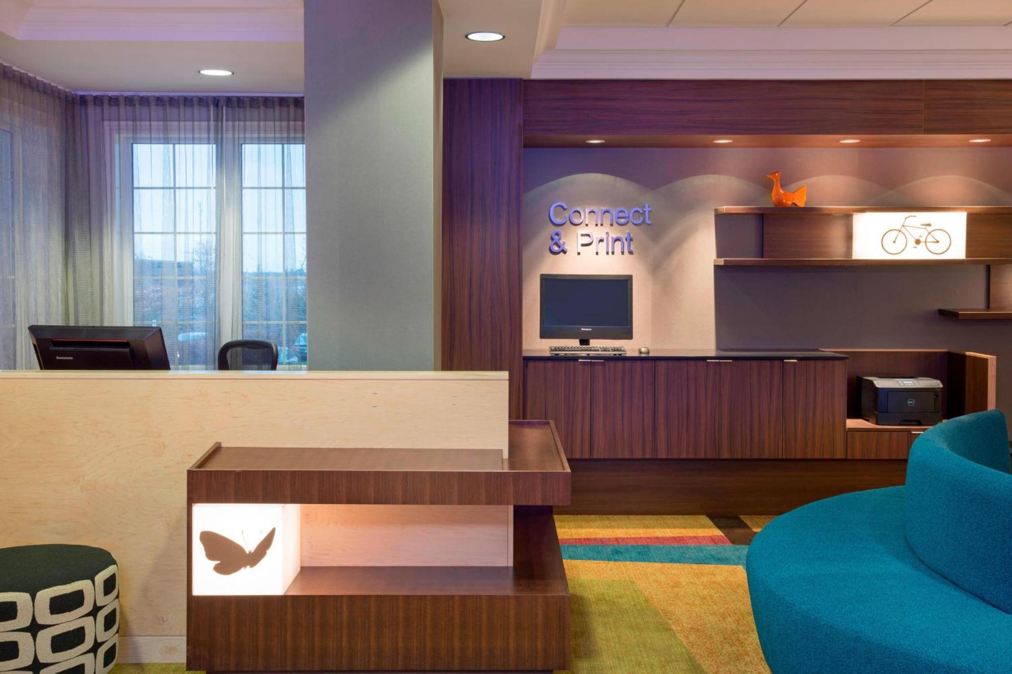 Fairfield Inn & Suites By Marriott Ottawa Kanata Exterior photo