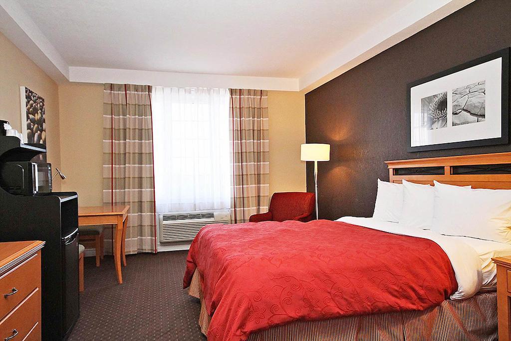 Fairfield Inn & Suites By Marriott Ottawa Kanata Room photo