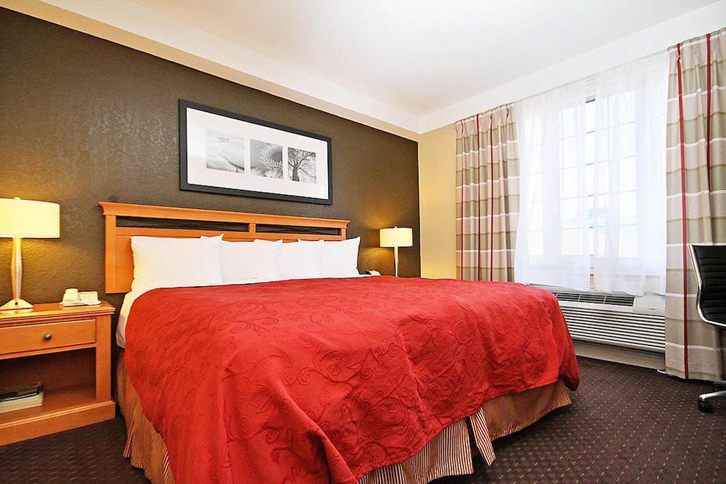 Fairfield Inn & Suites By Marriott Ottawa Kanata Room photo